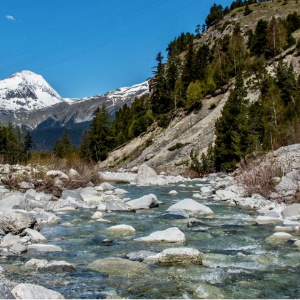 Acquisition de 2 projets d'aménagement hydroélectriques dans les Alpes 